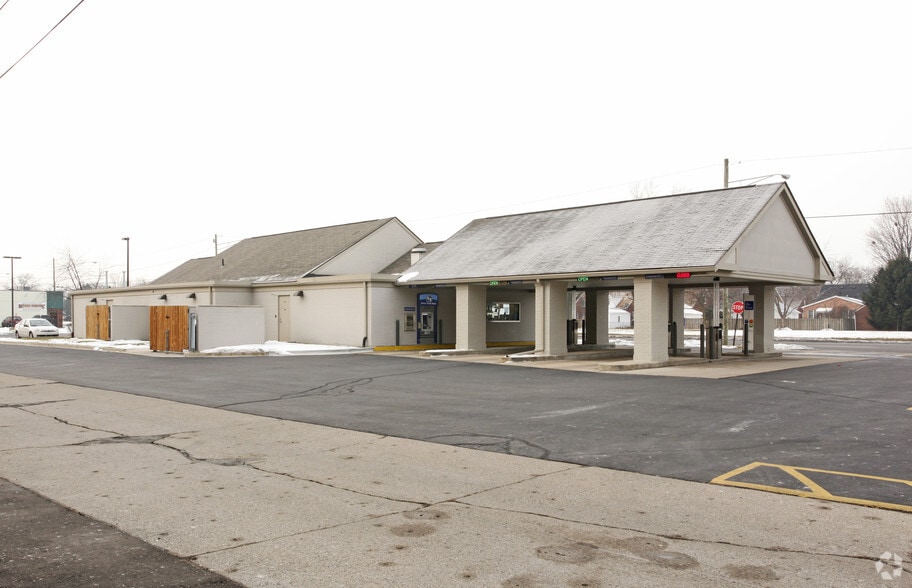 More Photos Of 1620 N Telegraph Rd, Dearborn Bank For Sale