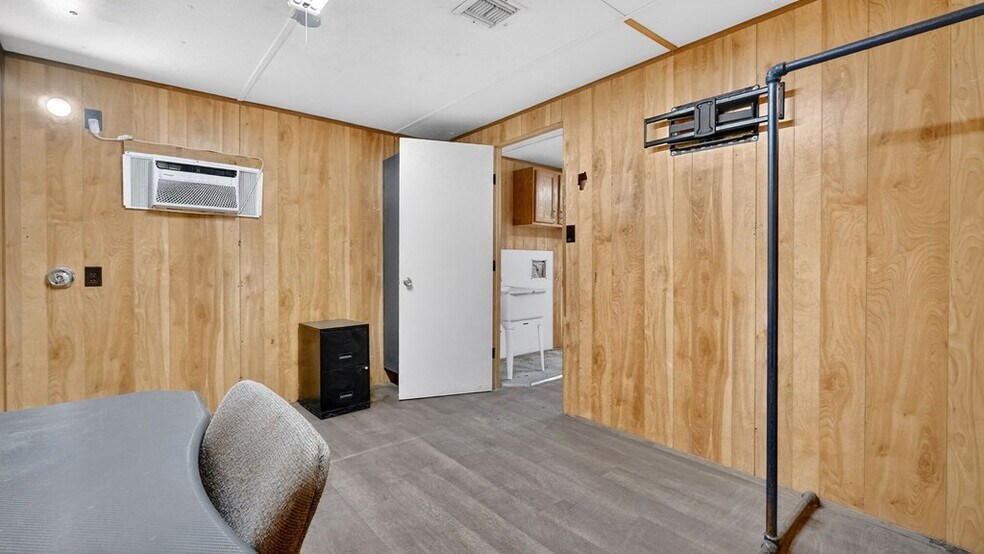 More Photos Of 12200 W Interstate 20, Odessa Warehouse For Sale