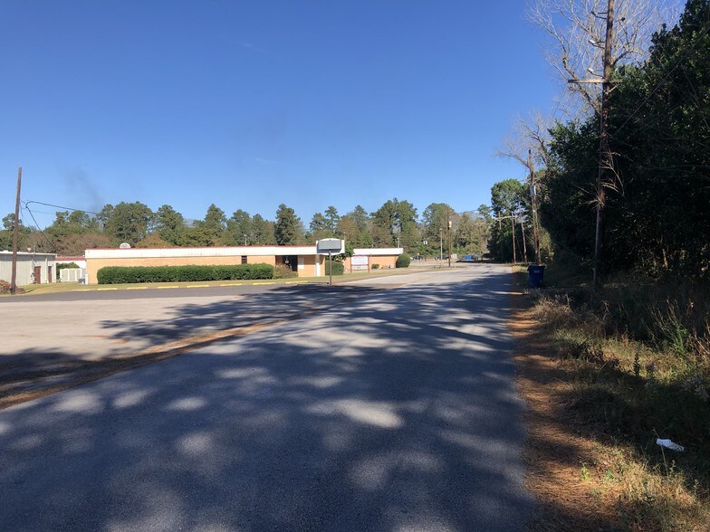 More Photos Of 603 Highway 418 W, Silsbee Hospital For Lease