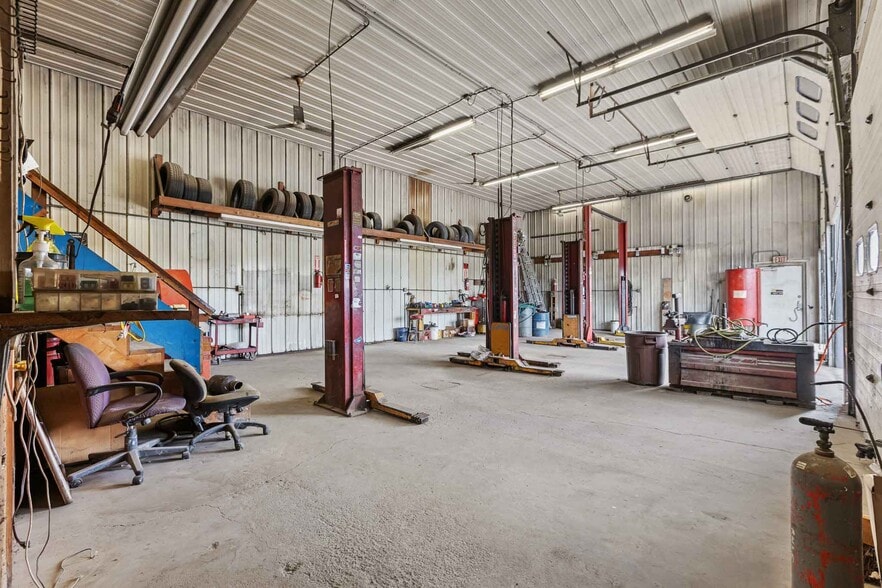 More Photos Of 12753 State Route 9W, West Coxsackie Auto Repair For Sale