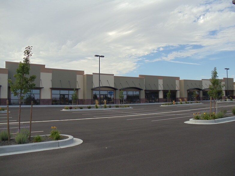 More Photos Of 2909 S Quillan St, Kennewick General Retail For Lease