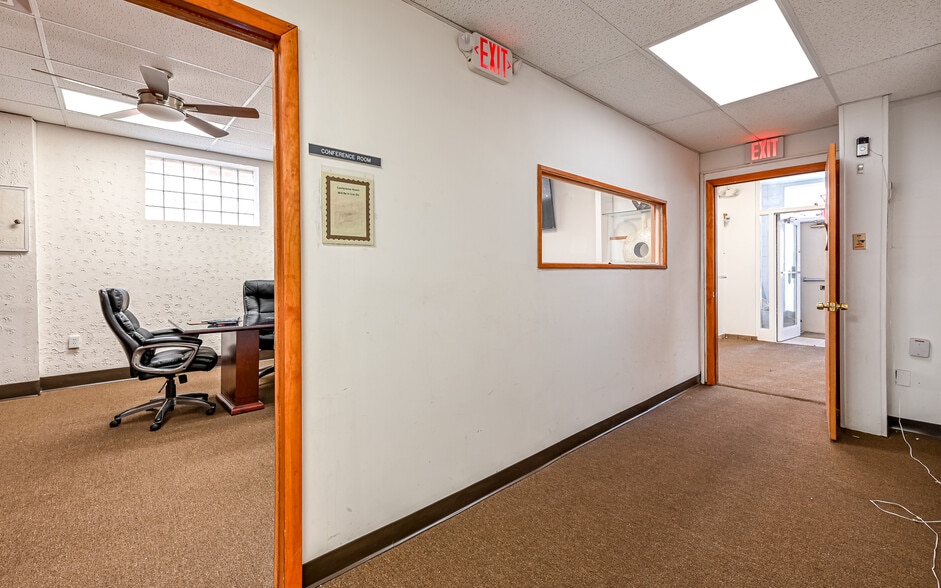 More Photos Of 817 Main St, Pittsburgh Office For Sale