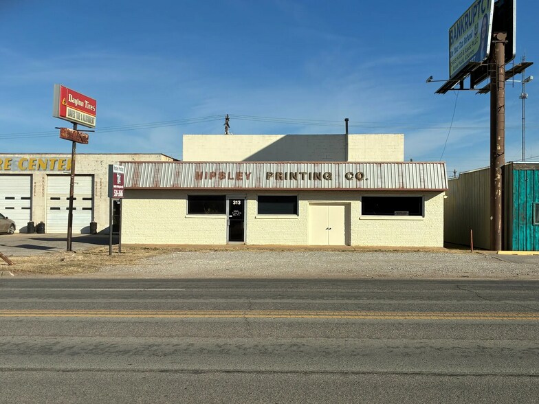 More Photos Of 313 NE 36th St, Oklahoma City Manufacturing For Sale