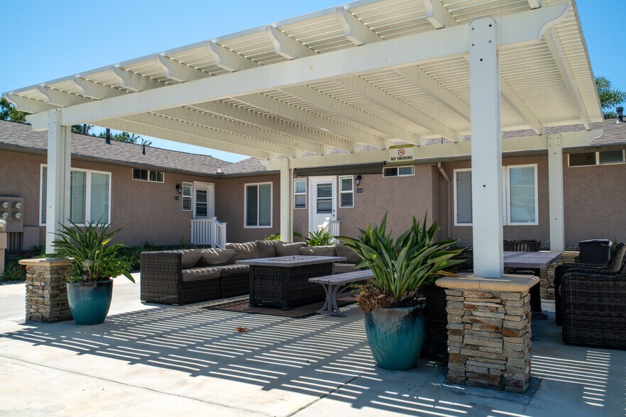 More Photos Of 19131-19161 Delaware St, Huntington Beach Apartments For Sale