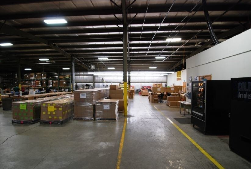 More Photos Of 662 Armour Rd, Oconomowoc Warehouse For Lease