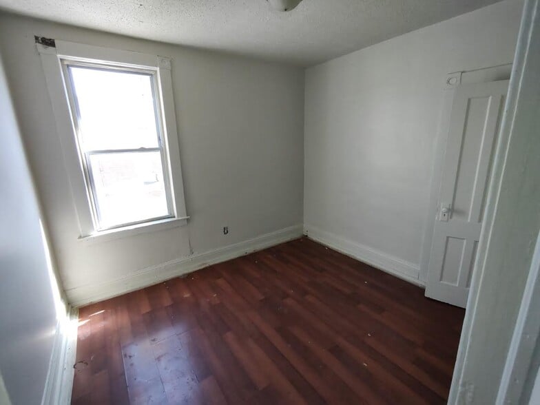 More Photos Of 1310 Bleecker St, Utica Apartments For Sale