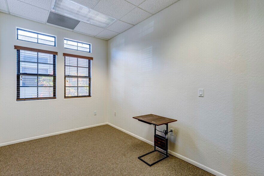 More Photos Of 3605 Crossings Dr, Prescott Office For Lease