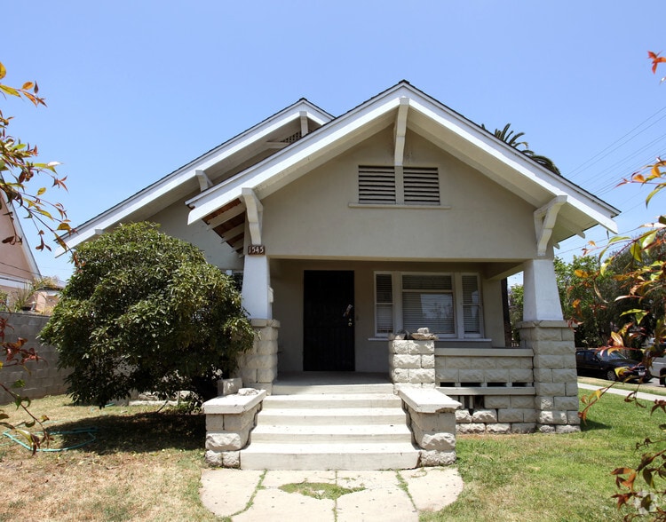 More Photos Of 1545 E 4th St, Long Beach Apartments For Sale