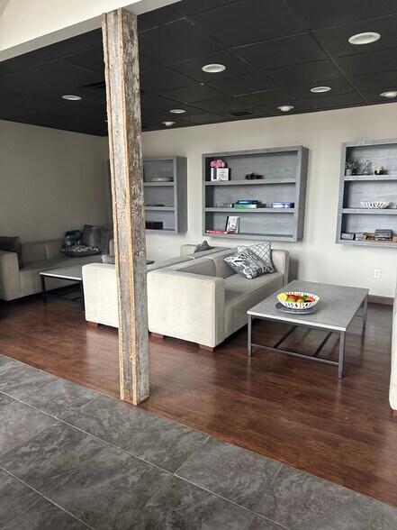 More Photos Of 1740 Park Ave, Plover Storefront Retail Office For Sale