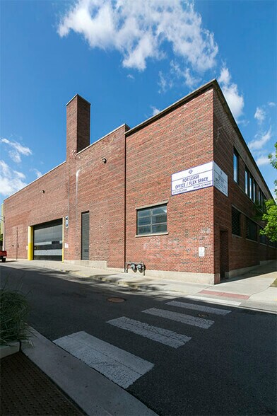 More Photos Of 1801 W Berteau Ave, Chicago Warehouse For Lease