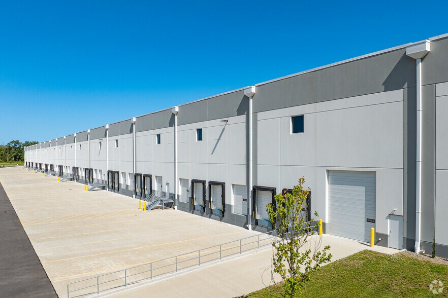 More Photos Of 280 Locke Ave, Woolwich Township Unknown For Lease