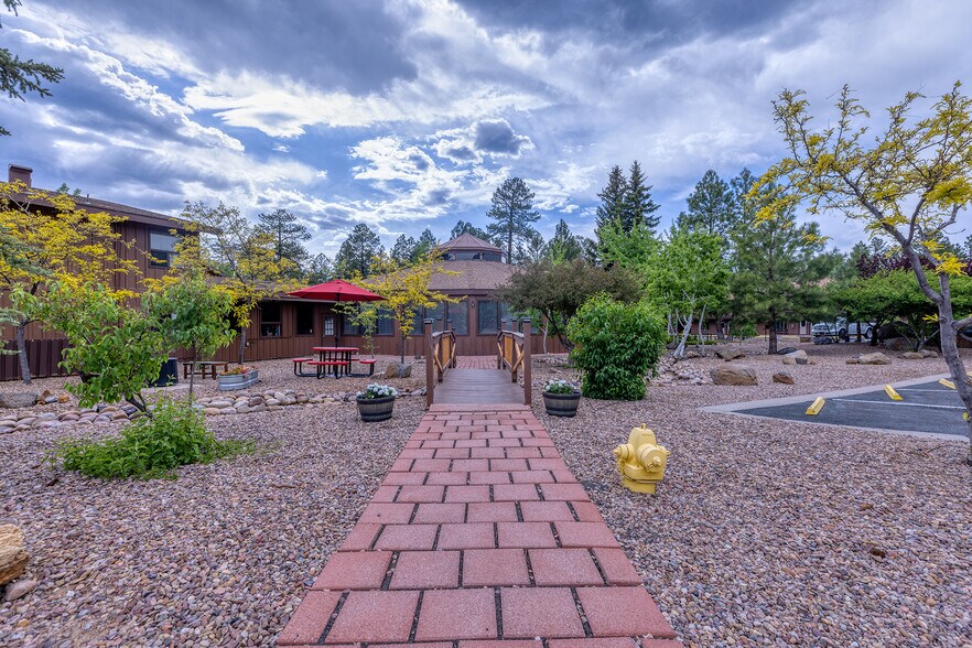 More Photos Of 5829 Buck Springs Rd, Pinetop Hotel For Sale