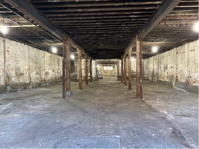 More Photos Of 113 8th St, Brooklyn Manufacturing For Sale