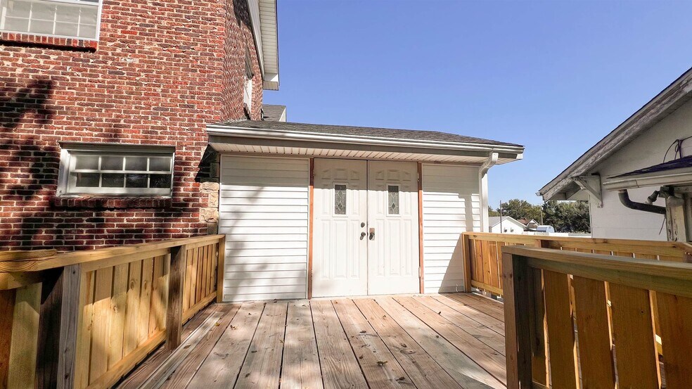 More Photos Of 501 S Topeka St, El Dorado Specialty For Sale