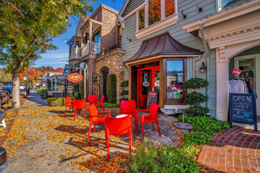 More Photos Of 321 Hartz Ave, Danville General Retail For Sale