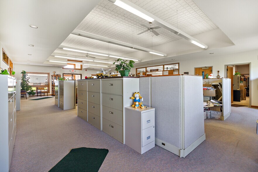 More Photos Of 10808 W Monee Manhattan Rd, Monee Office For Sale