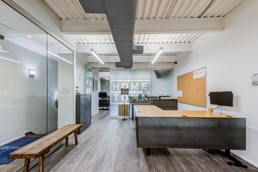 More Photos Of 264 49th St, Brooklyn Flex For Sale