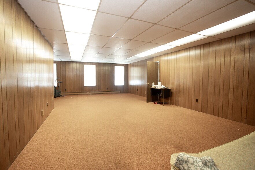 More Photos Of 377 Second St, Fall River Office Residential For Sale