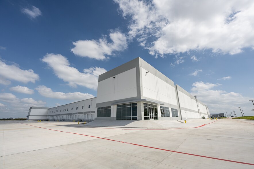 Primary Photo Of 370 BFG 9000 Way, Taylor Warehouse For Lease