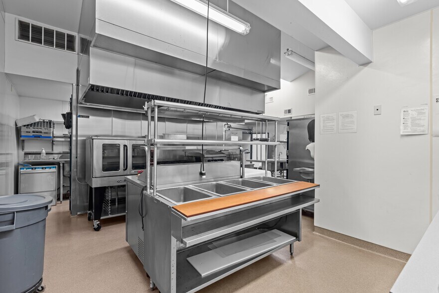 More Photos Of 120 Water St, New Windsor Lodge Meeting Hall For Sale