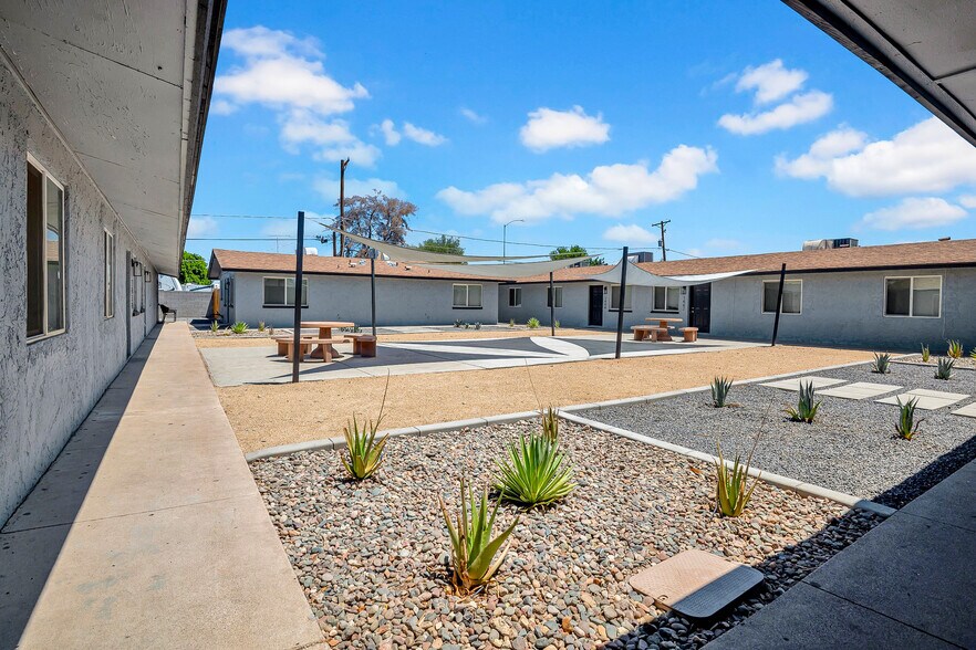 More Photos Of 1442 E Broadway Rd, Mesa Multifamily For Sale