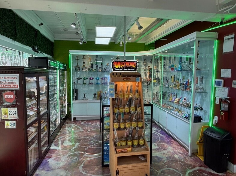 More Photos Of 590 Piedmont Ave NE, Atlanta General Retail For Lease