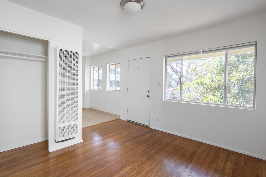 More Photos Of 1427 Euclid St, Santa Monica Apartments For Sale