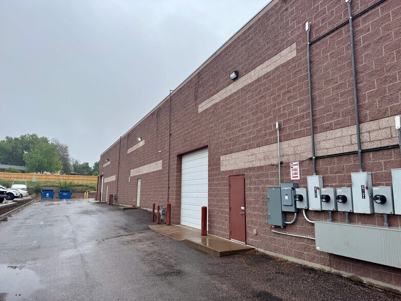 More Photos Of 1075 Ford St, Colorado Springs Warehouse For Lease