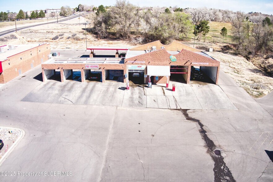 More Photos Of 330A E 20th St, Farmington Specialty For Sale