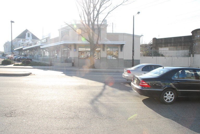 More Photos Of 2917-2919 N Broad St, Philadelphia Flex For Sale