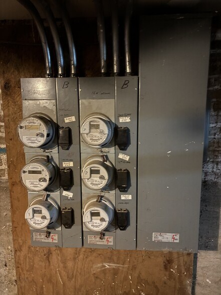 More Photos Of 5100-5104 W Madison St, Chicago Apartments For Sale