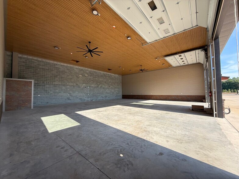 More Photos Of 144 McCrary Rd, Mooresville Industrial For Sale