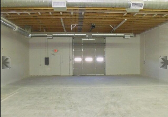 More Photos Of 457 Wolverine Dr, Bayfield Warehouse For Lease