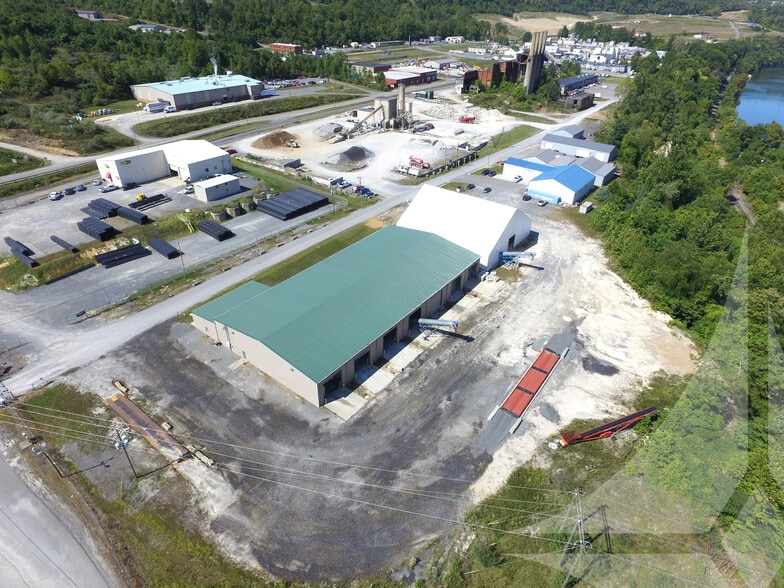 More Photos Of 255 S Plant St, Morgantown Distribution For Lease