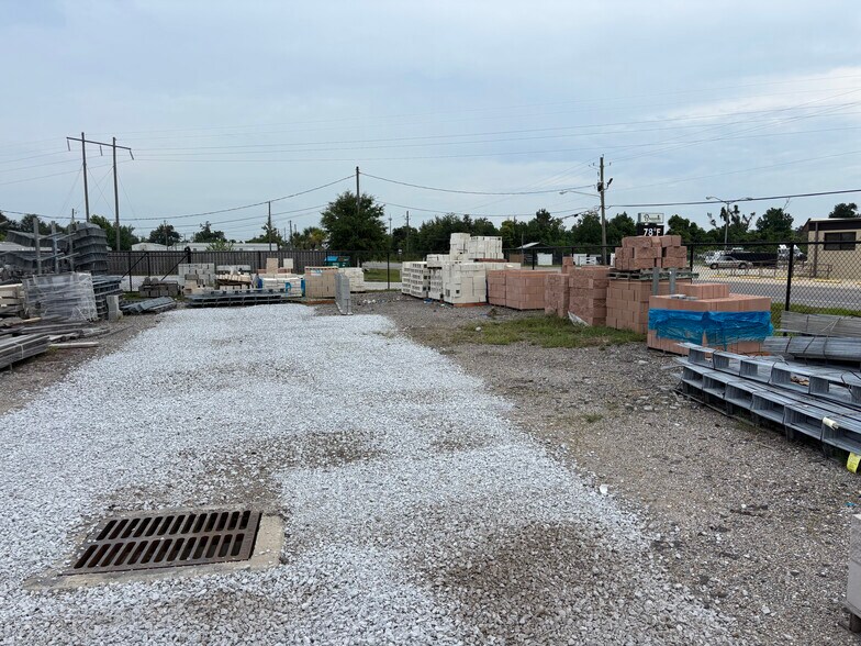 More Photos Of 1219 Transmitter Rd, Panama City Freestanding For Sale
