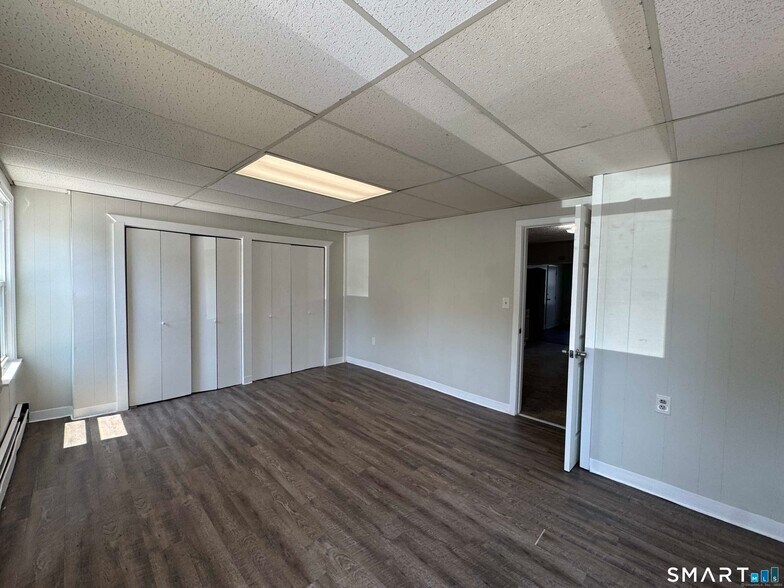 More Photos Of 643-645 Burnside Ave, East Hartford Apartments For Sale