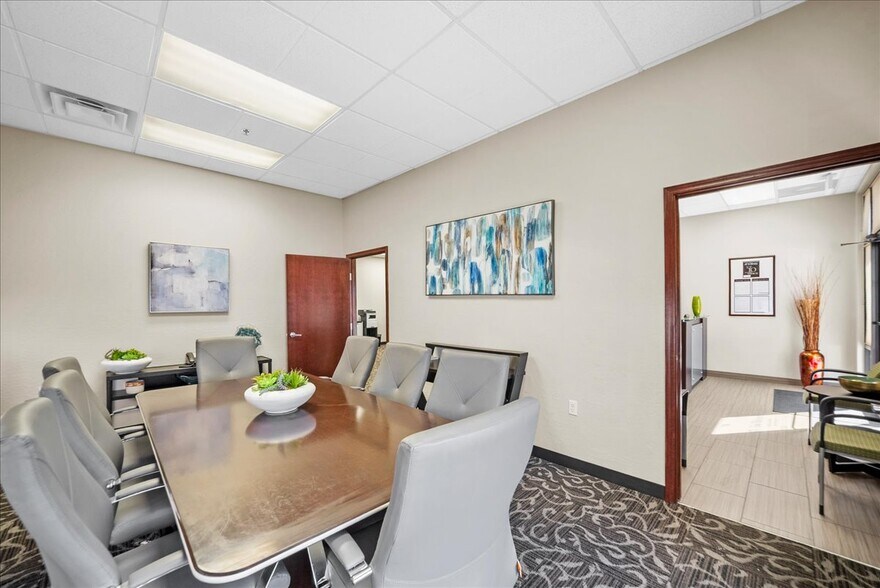 More Photos Of 428 S Gilbert Rd, Gilbert Office For Sale
