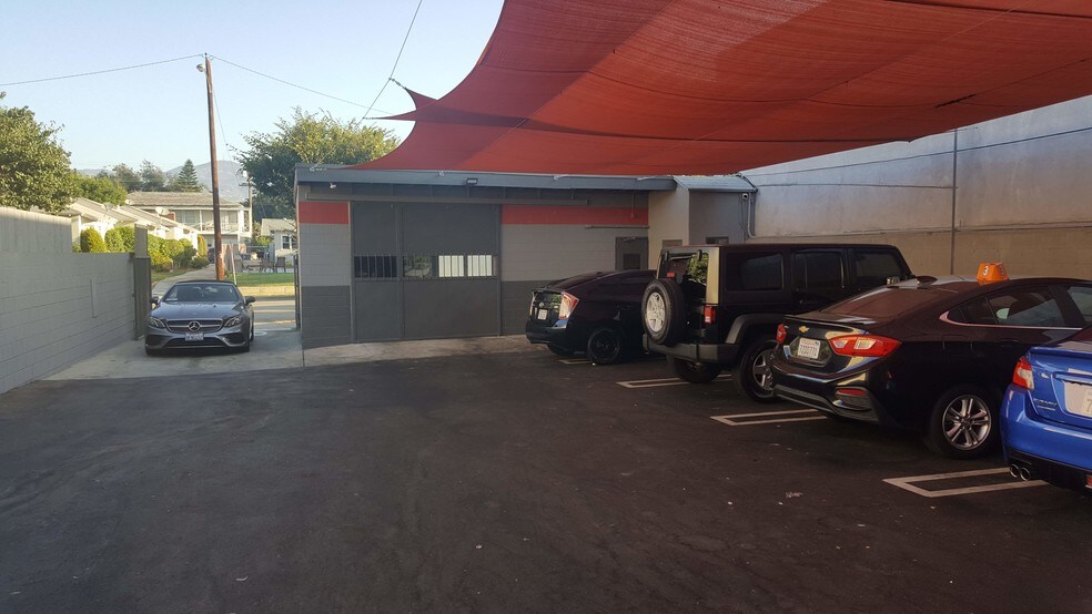 More Photos Of 312 E Maple St, Glendale Auto Repair For Sale