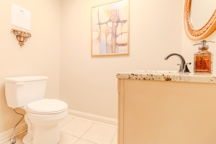 More Photos Of 2703 Mosside Blvd, Monroeville Medical For Lease