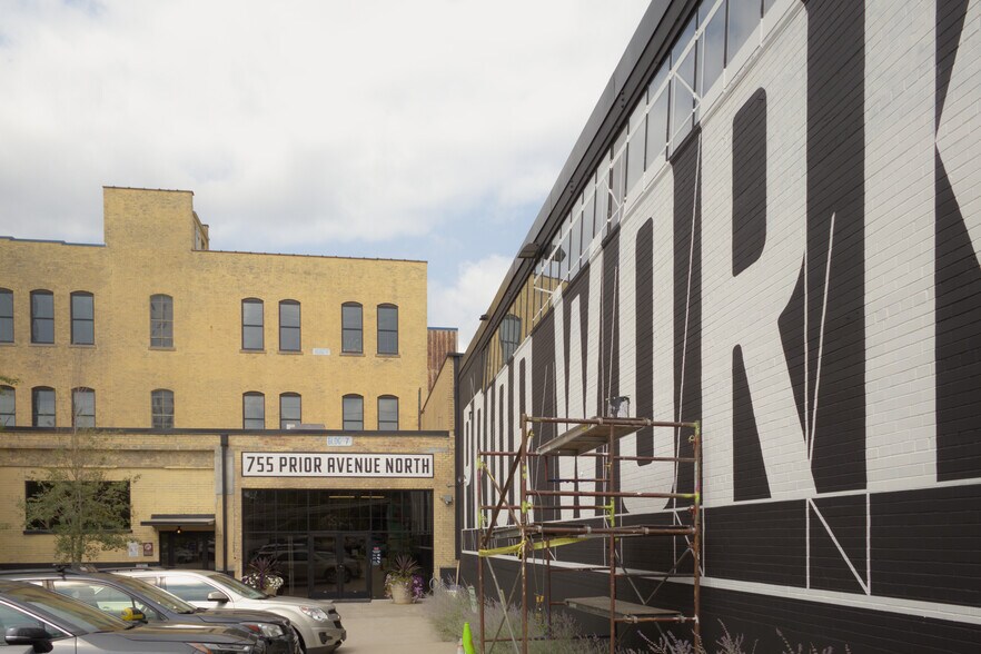 More Photos Of 755 Prior Ave N, Saint Paul Research And Development For Lease
