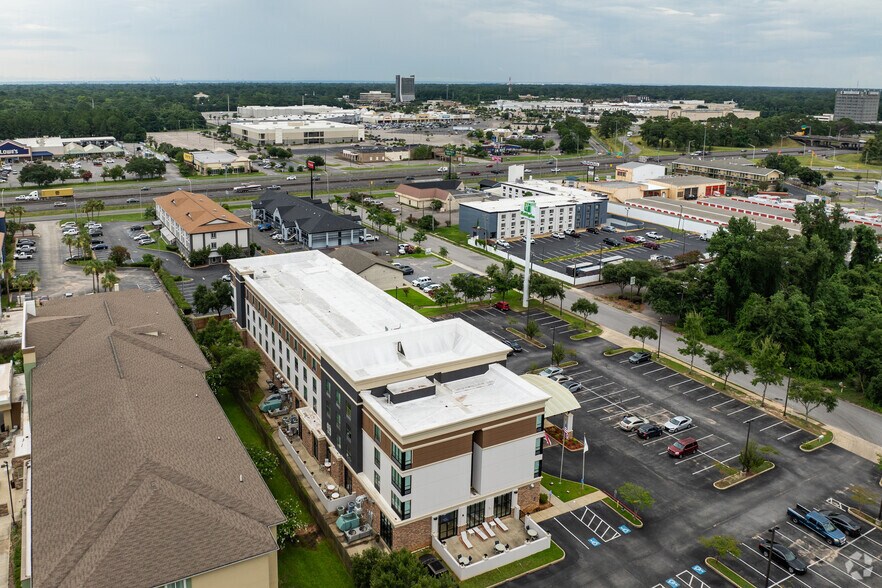 More Photos Of 3630 Springhill Memorial Dr S, Mobile Hotel For Sale