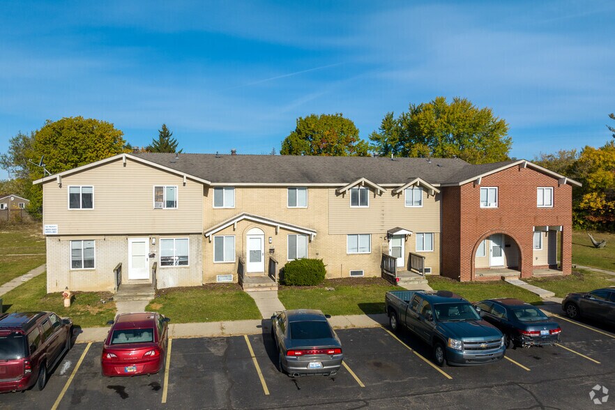 More Photos Of 6028 Vanderbilt Dr, Mount Morris Apartments For Sale