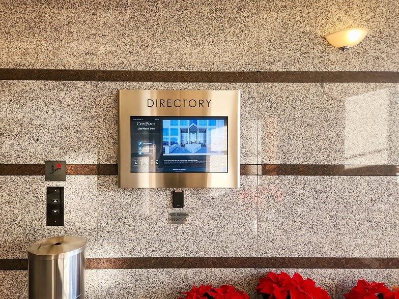 More Photos Of 2 Cityplace Dr, Creve Coeur Coworking Space