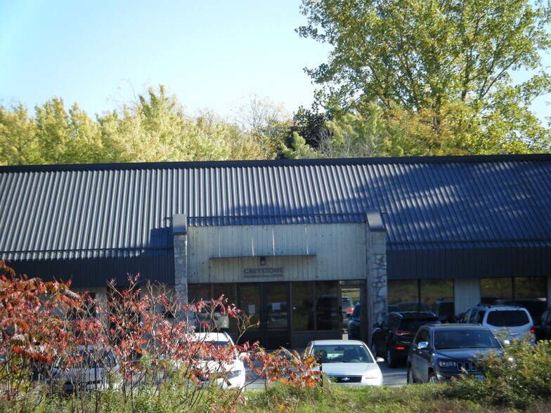 More Photos Of 442 Grey St, Brantford Office For Lease