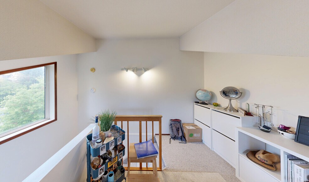 More Photos Of 7914-7916 110 St NW, Edmonton Apartments For Sale