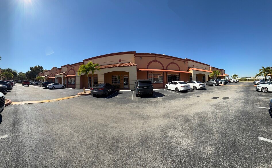 More Photos Of 5791A NW 151st St, Miami Lakes Office For Sale