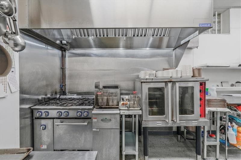 More Photos Of 3058 Washington Pike, Bridgeville Restaurant For Sale