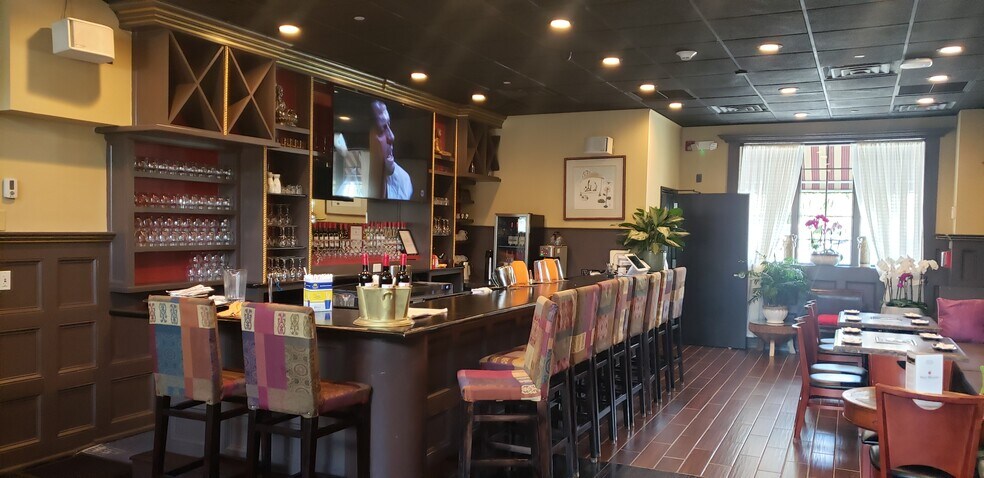 More Photos Of 646-650 Speedwell Ave, Morris Plains Restaurant For Sale