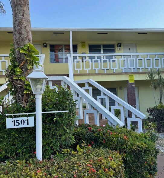 More Photos Of 1501 Arthur St, Hollywood Apartments For Sale