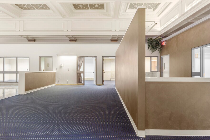 More Photos Of 126 State St, Albany Loft Creative Space For Sale